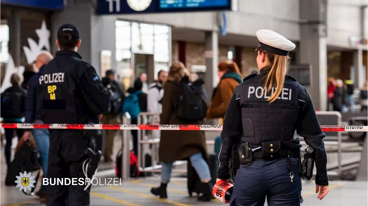 Reisende melden Person mit Schusswaffe - Polizeieinsatz am Münchner Hauptbahnhof