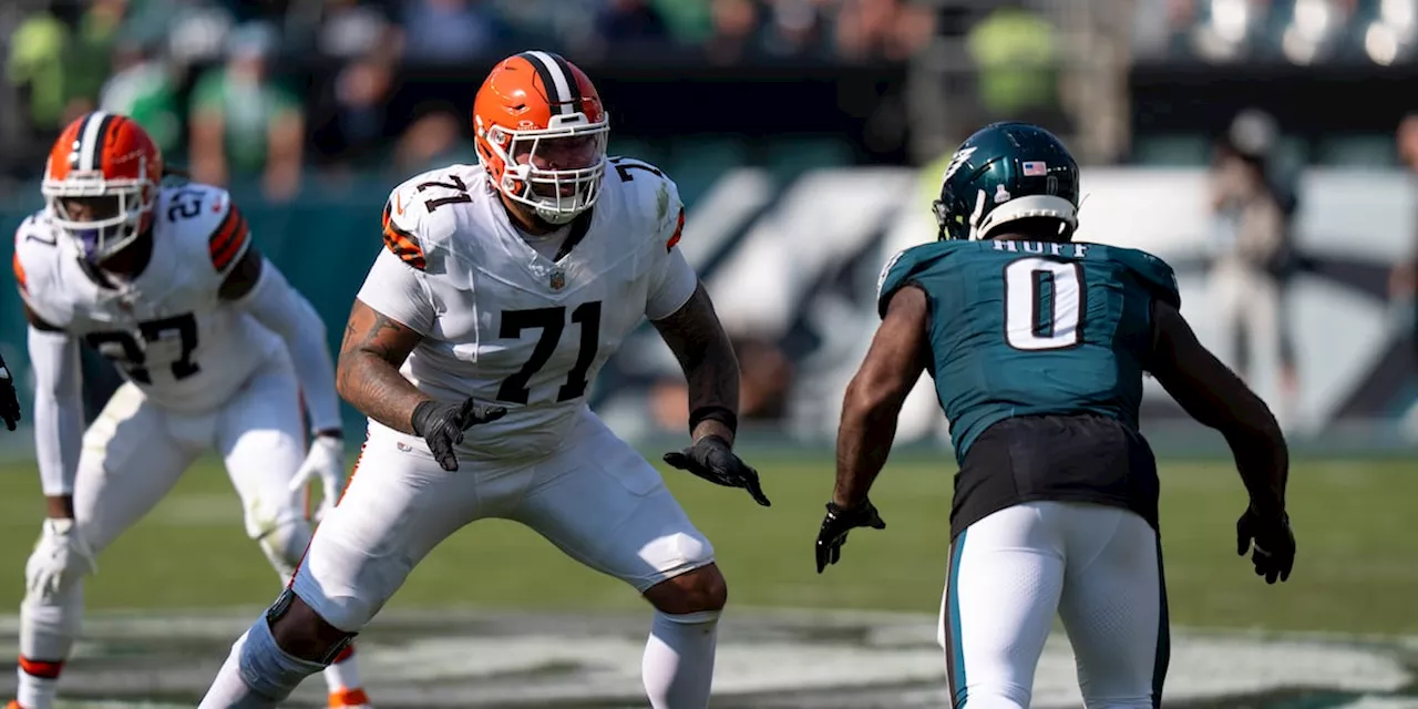 Browns place DT Maurice Hurst and T Jedrick Wills on injured reserve