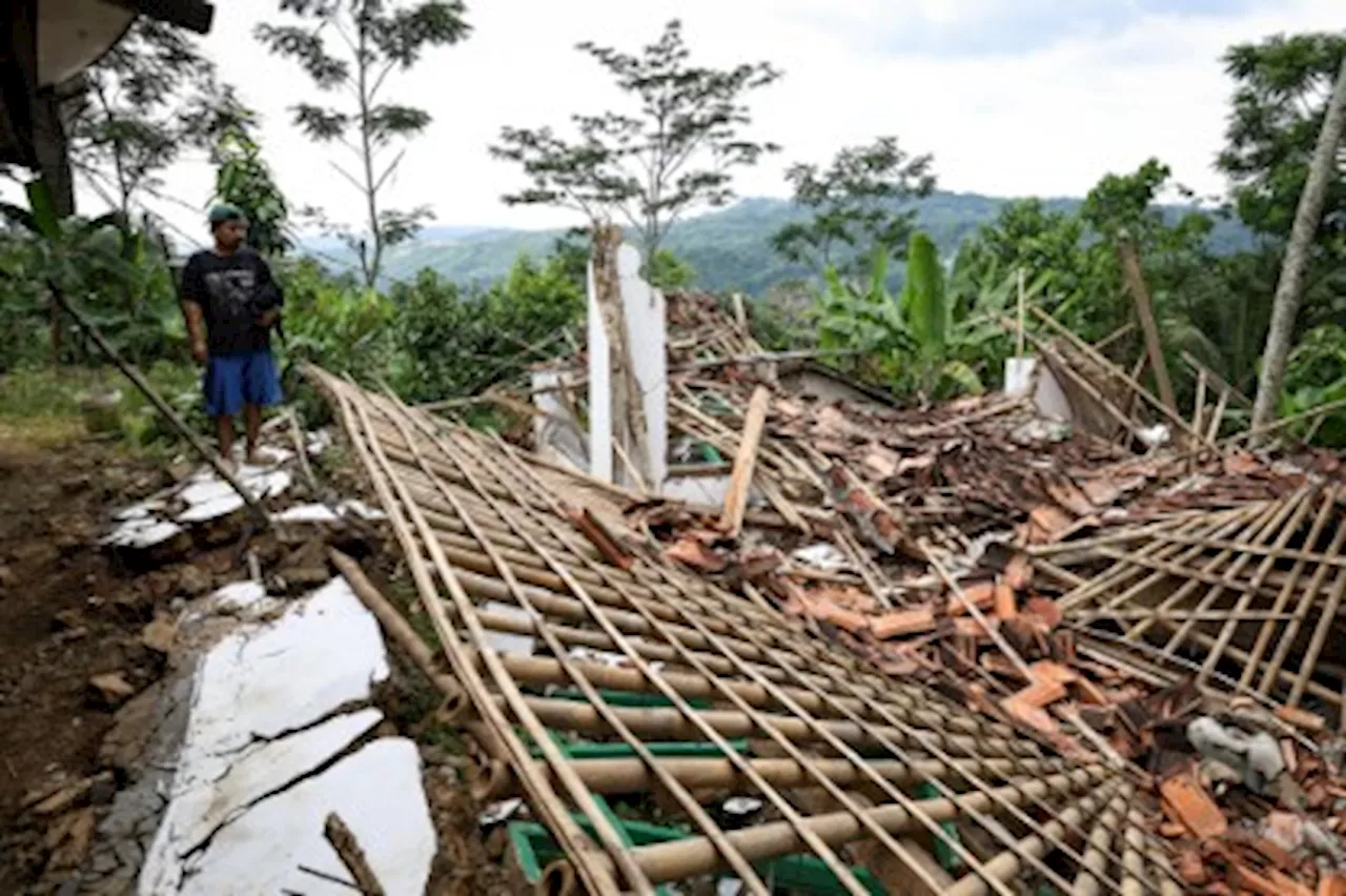 Hilangnya Rumah Penuh Kenangan Saat Bencana Melanda Sukabumi