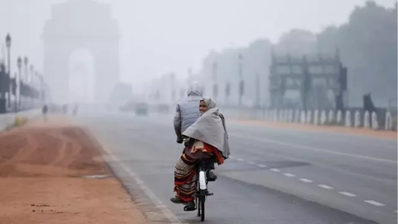 Weather: पानी से लग रहा डर, दिल्ली-यूपी में शीतलहर ने बढ़ाई आफत; कश्मीर-हिमाचल में हिमपात की चेतावनी