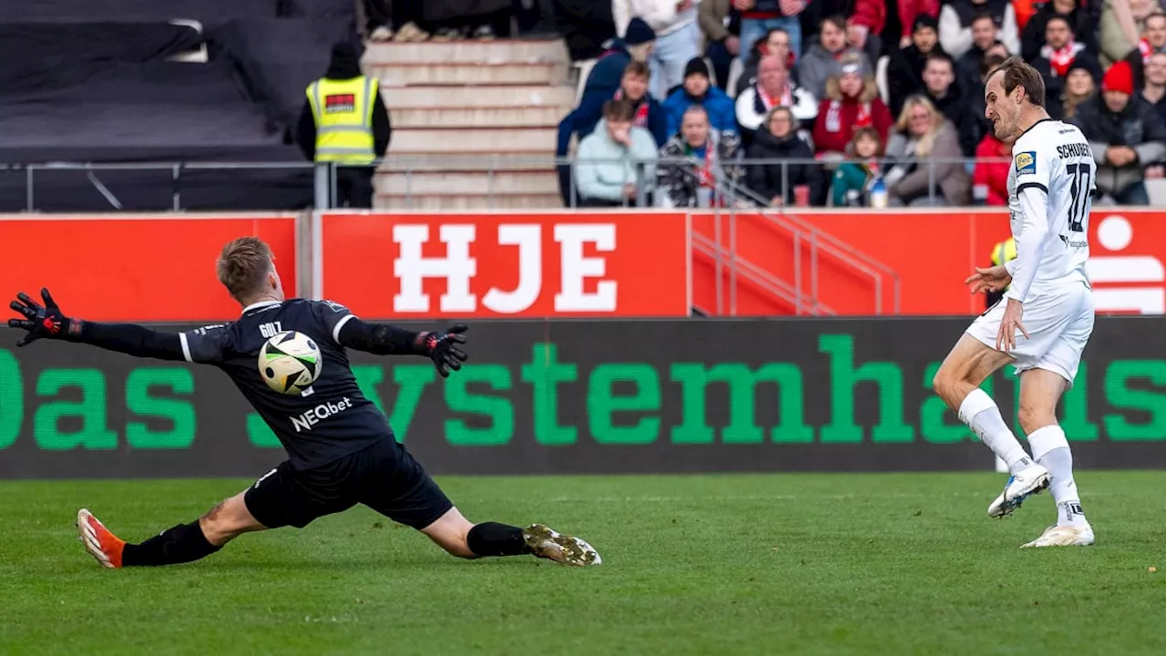 Effektive Löwen gewinnen mit 3:0 an der Essener Hafenstraße