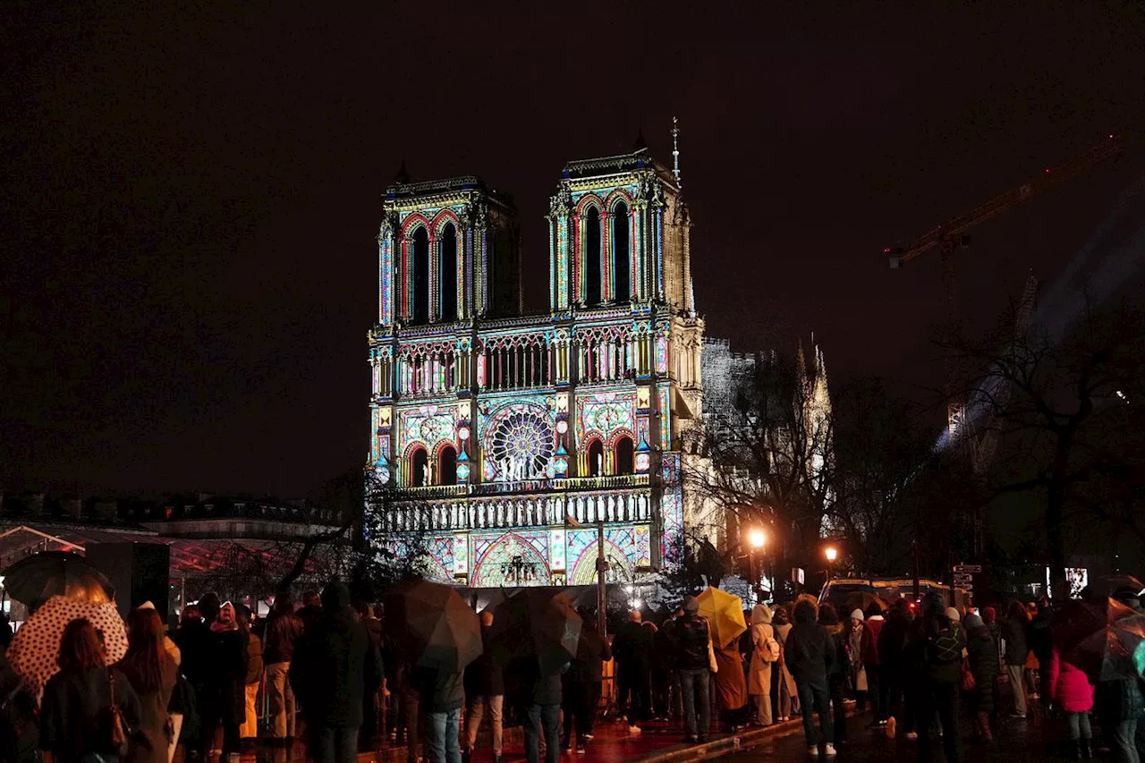 Notre-Dame rouvre au public avec ses premières messes depuis cinq ans