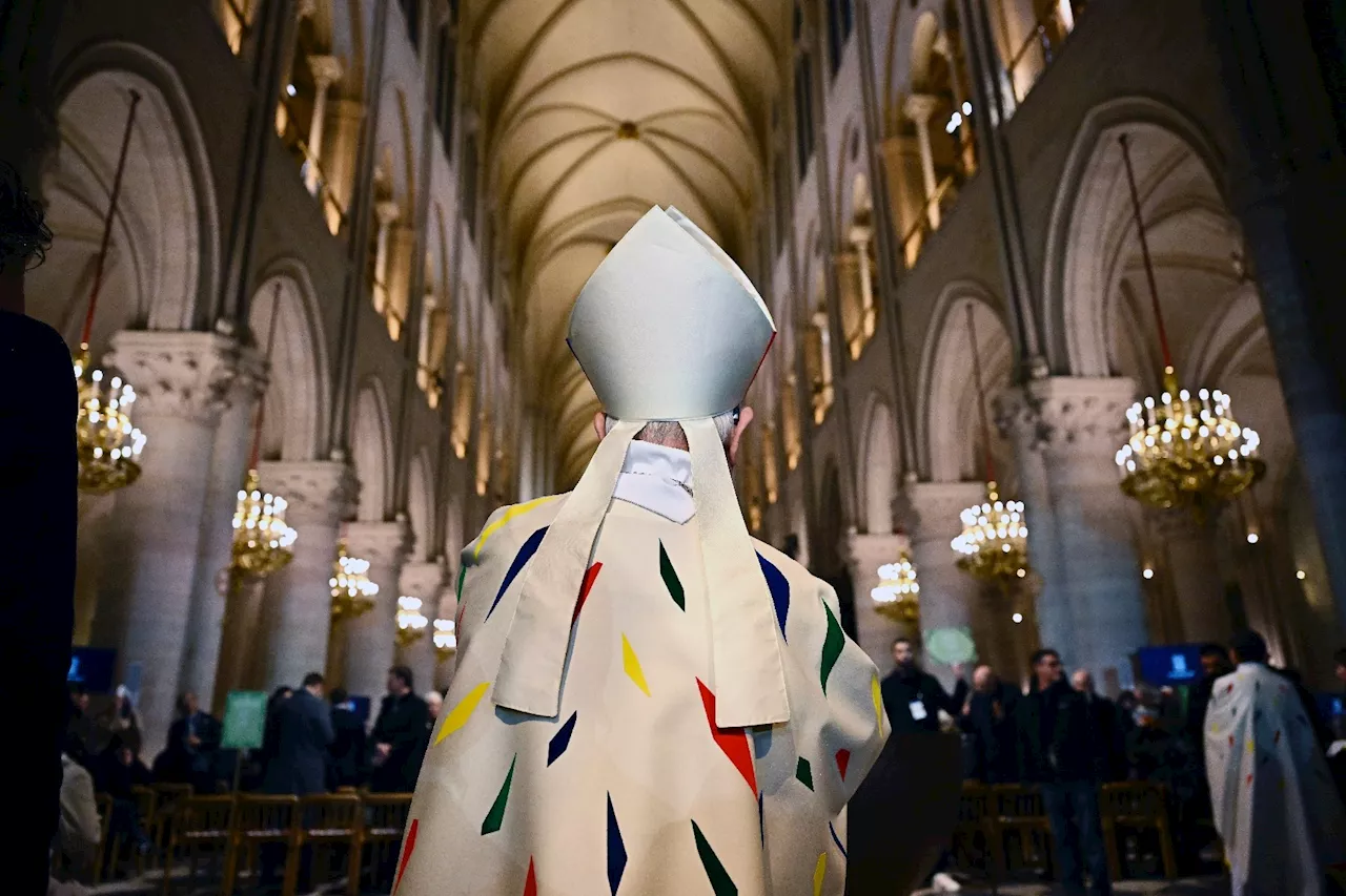 Première messe à Notre-Dame de Paris depuis l'incendie de 2019