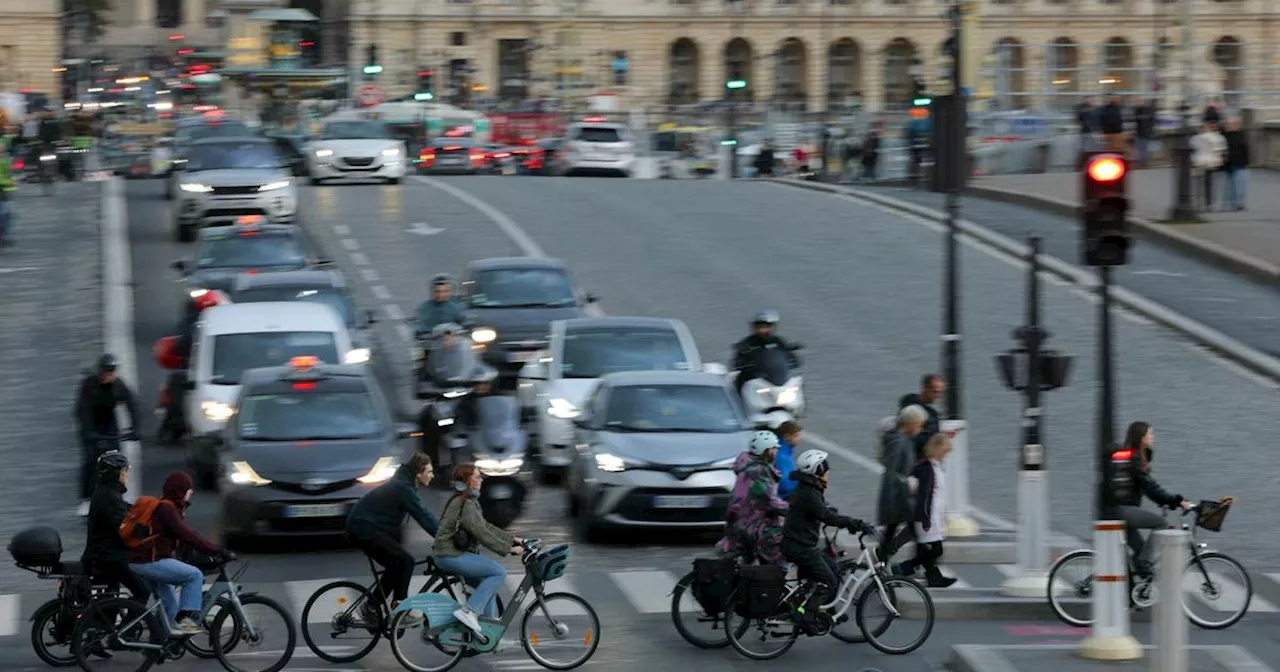 Tensions, «vitesse fulgurante», non-respect du code de la route... L’enfer de la cohabitation entre cyclistes, piétons et automobilistes