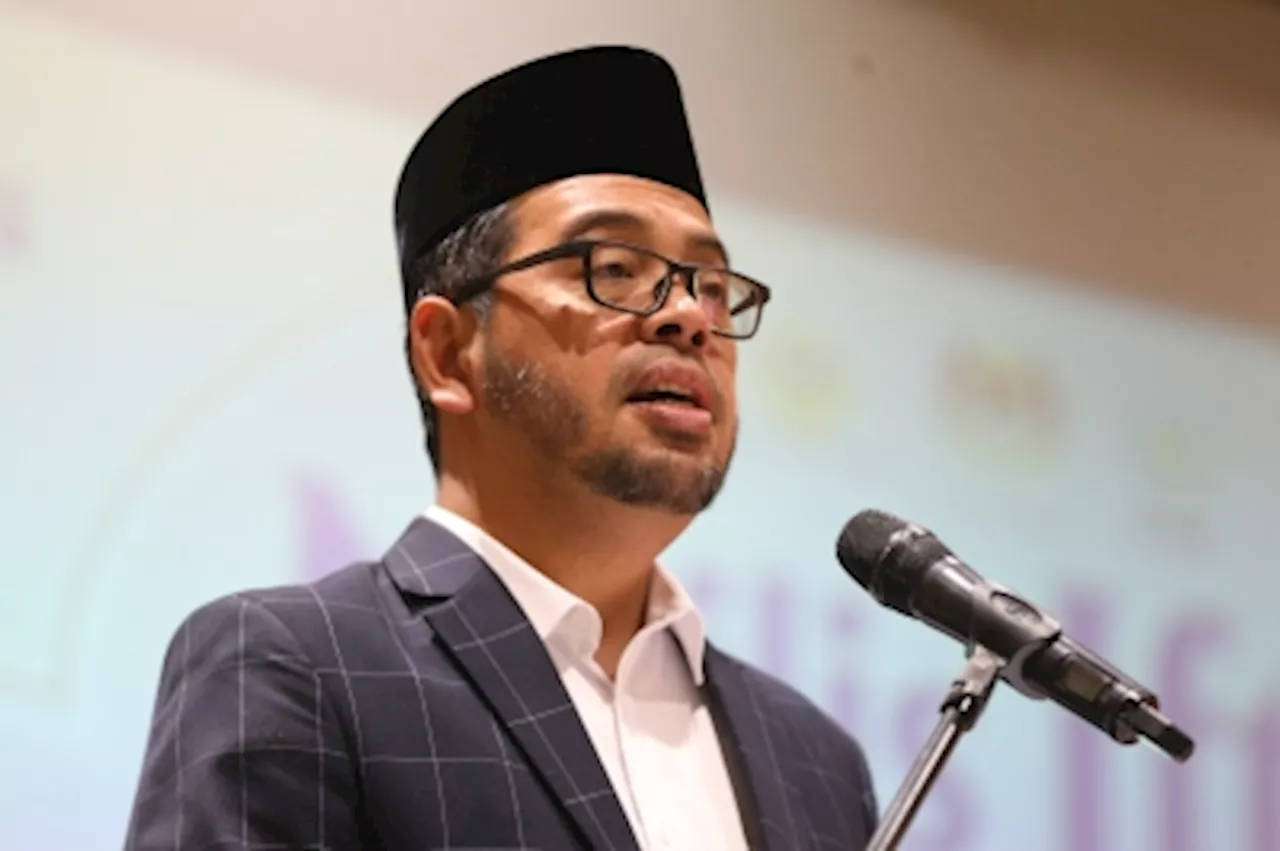 Religious authorities to review complaints of loudspeaker noise complaints at KL mosque, says deputy minister