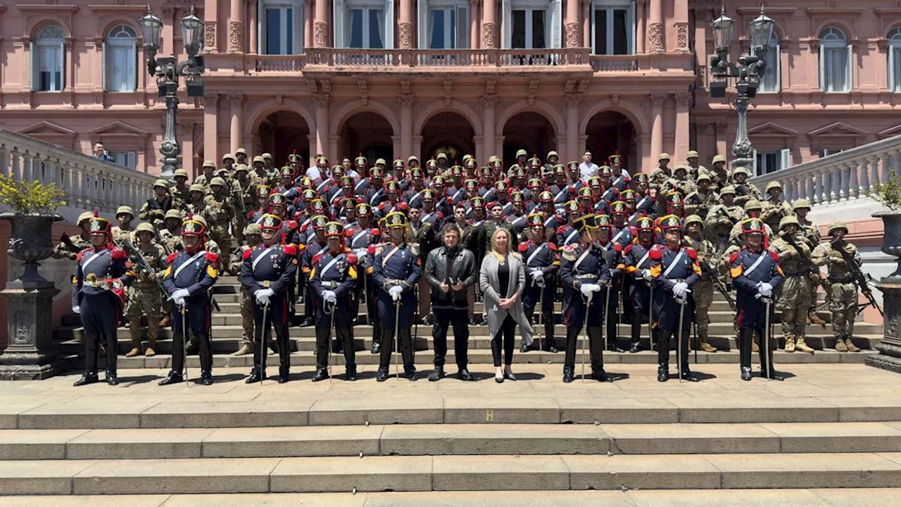 Javier y Karina Milei almorzaron con el Escuadrón Ayacucho