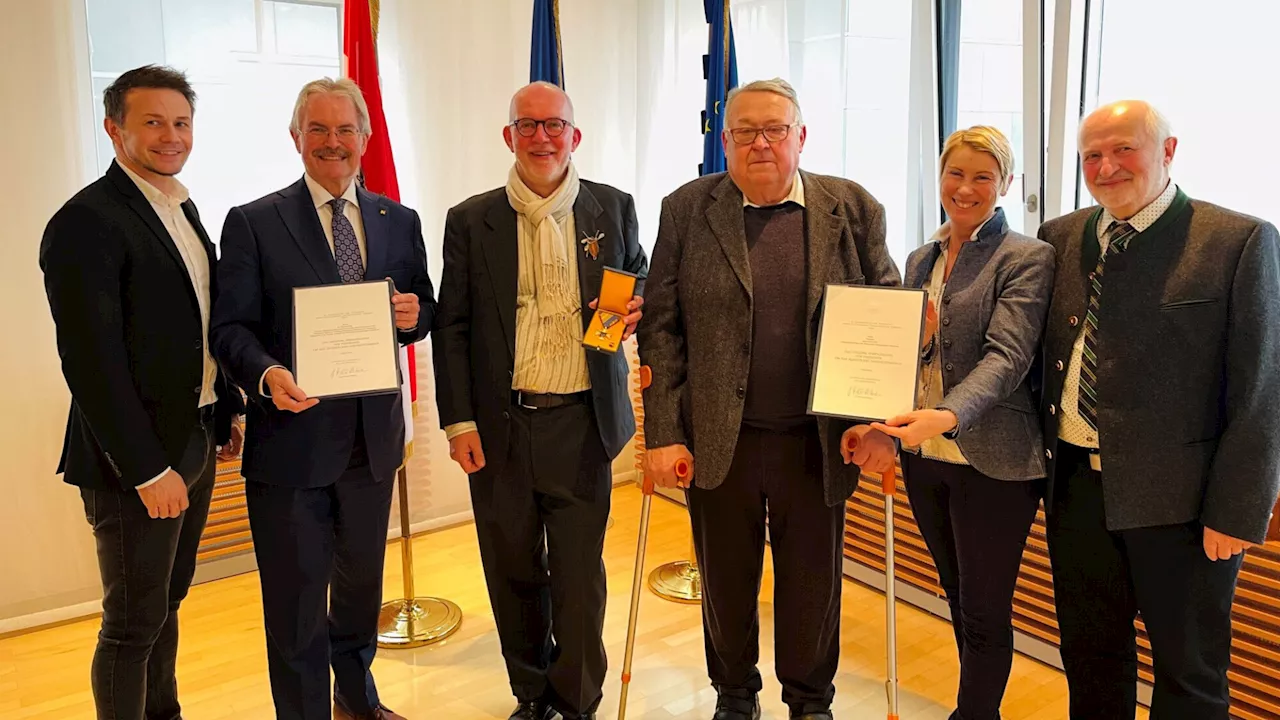 Goldenes Ehrenzeichen für Gründerväter des Museumsdorfes Niedersulz