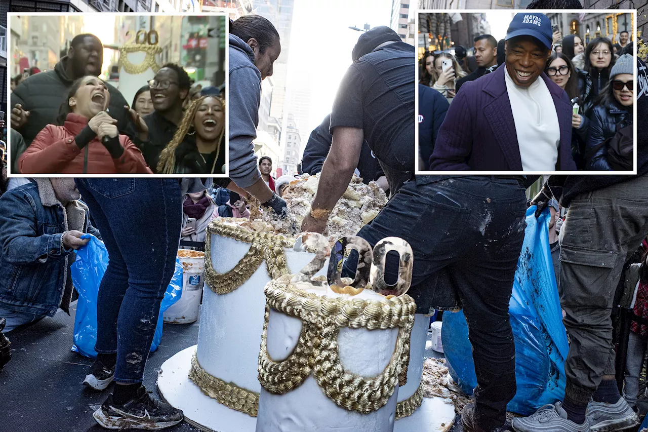 NYC mayor's cake cutting ends in catastrophe as 6-foot confection collapses into mush: 'A fight 'til the end'