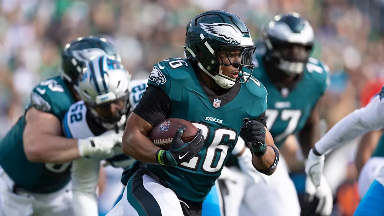 Saquon Barkley Made Special Eagles History in Week 14 Win Over Panthers