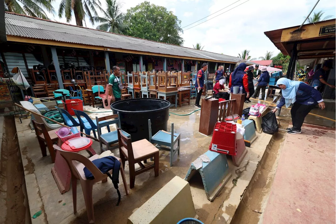 Education Ministry assessing damages to schools affected by floods, says Fadhlina