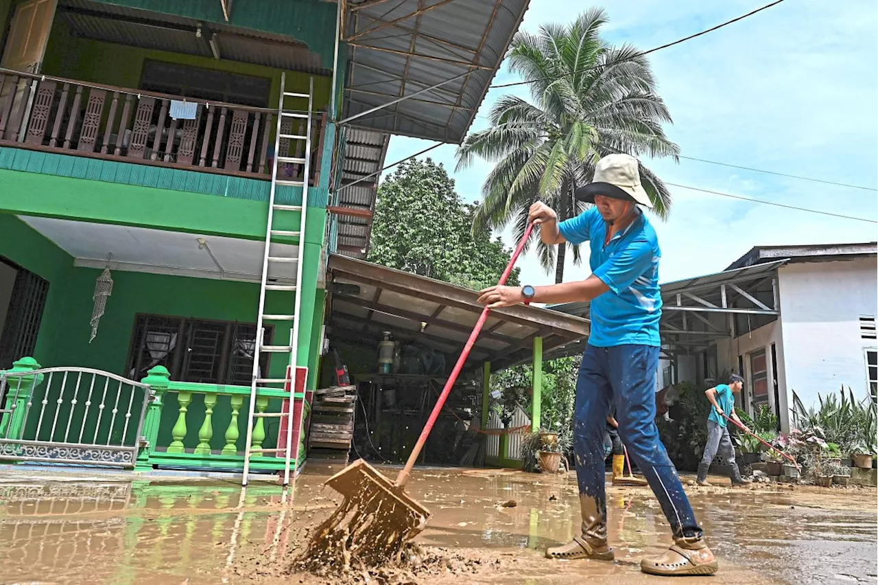 Floods: Situation improving in five states, significant drop in number of victims