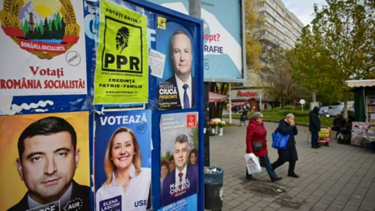 Wahlannullierung in Rumänien: Rechtsradikaler Kandidat protestiert vor Wahllokal