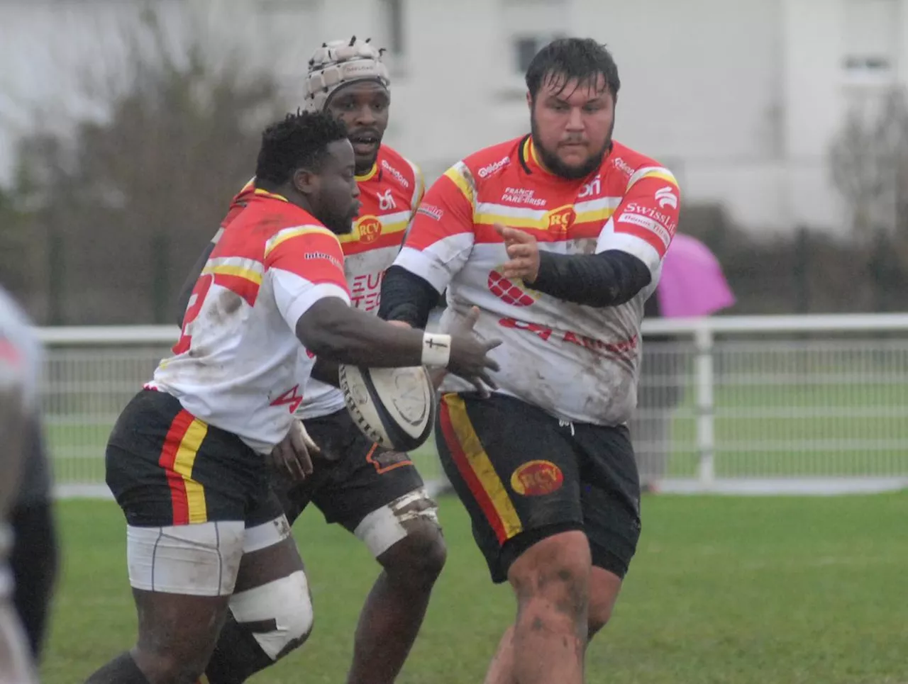 Rugby (Fédérale 2) : Les Villeneuvois renversent la montagne clermontoise