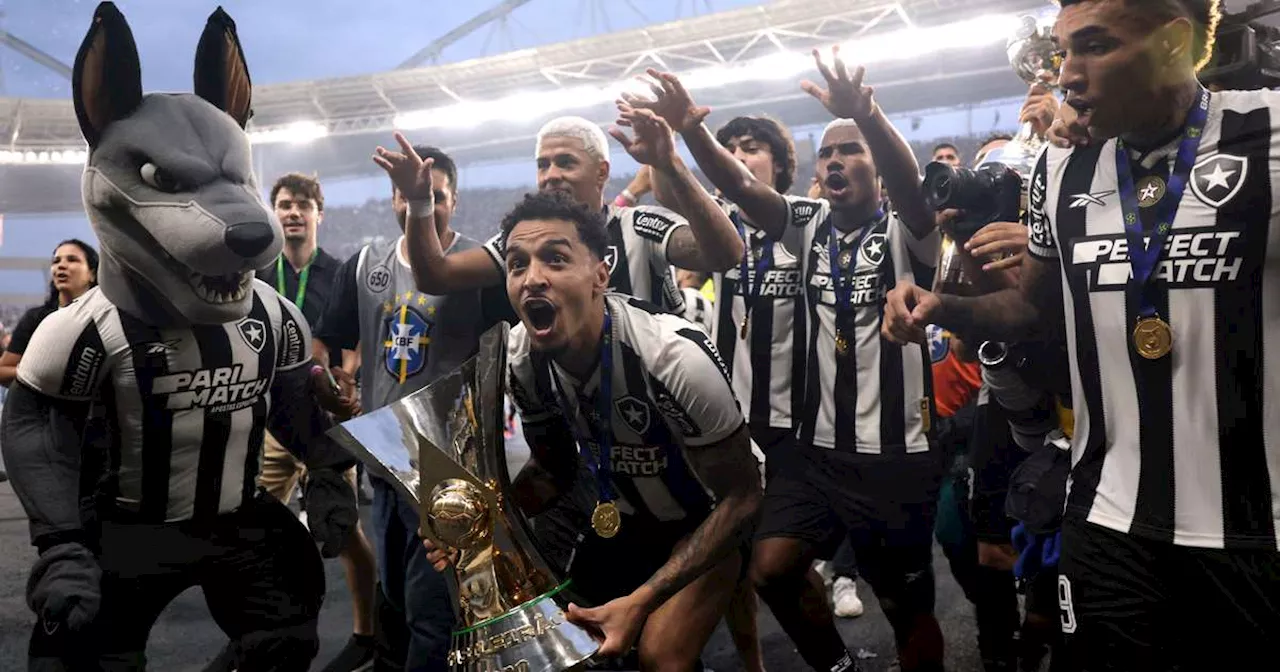 Em clássico carioca, Botafogo enfrentará Flamengo na Supercopa do Brasil em 2025; entenda