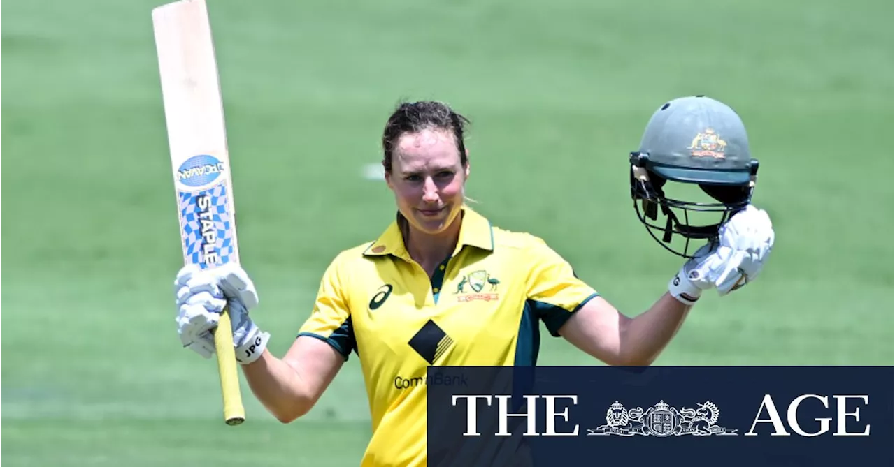 Voll gold: Records broken as Ellyse Perry, young gun fire Aussies to huge win over India