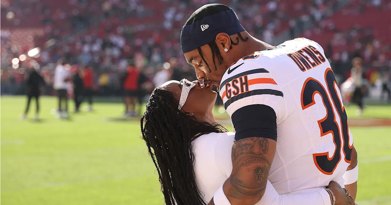 Simone Biles Kisses Jonathan Owens Before Bears vs. 49ers Game