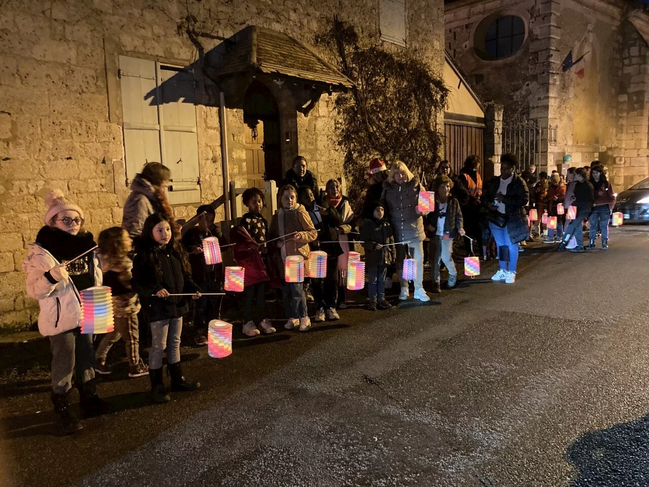 On se prépare à fêter Noël dans ce petit village de l'Eure