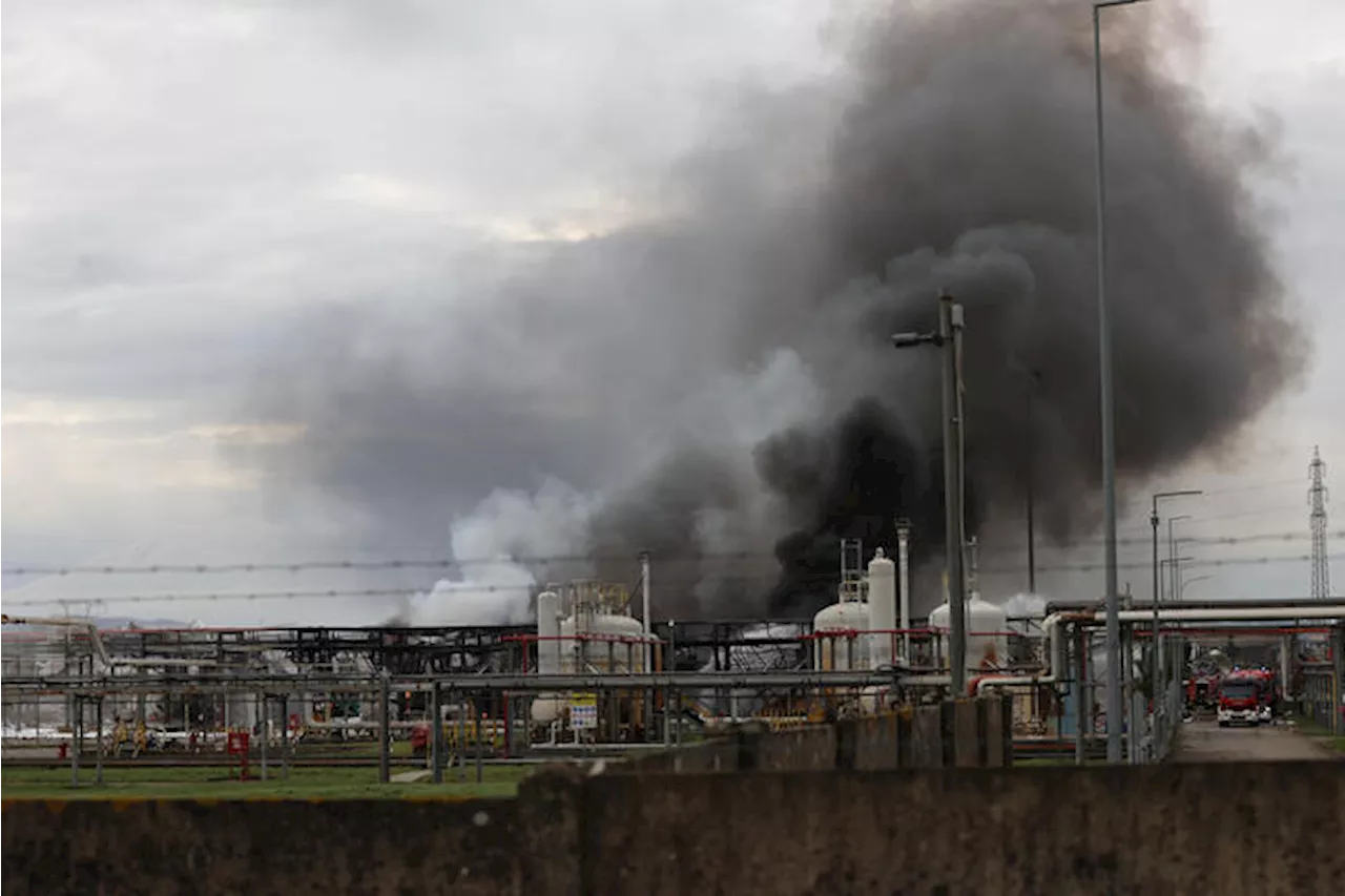 Esplosione in un deposito carburanti dell'Eni a Calenzano, un morto e alcuni feriti