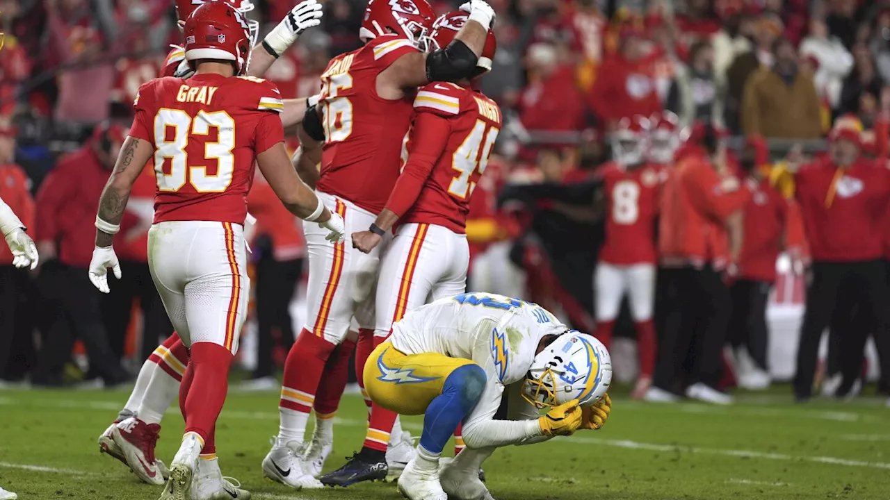 Chiefs win 9th straight AFC West title, beating Chargers 19-17 on bank-shot field goal