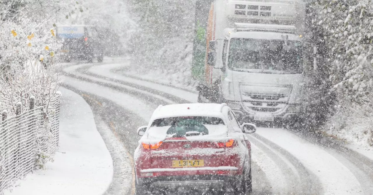 Met Office issue snow and sleet warning before Christmas as -5C blast hits