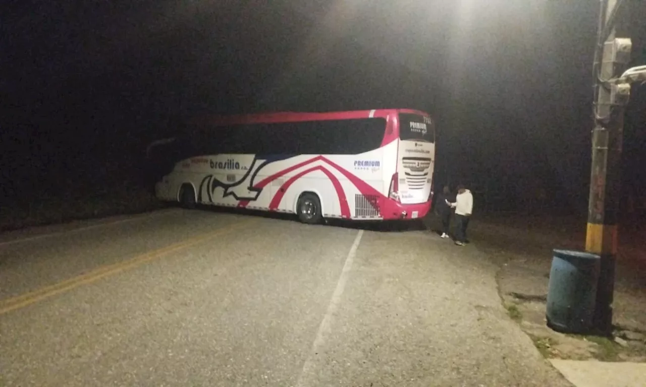 Transportadores piden garantías al Gobierno por quema y ataques en vía Medellín -Cartagena