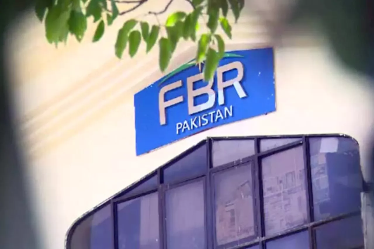 FBR to Confiscate Items Valued Over $1200 from International Travelers