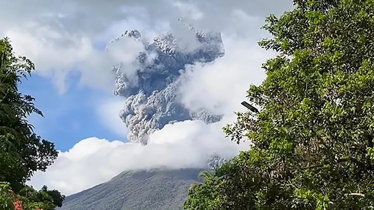 Philippines : les images de l'impressionnante colonne de cendres provoquée par l’éruption du mont Kanlaon (vidéo)