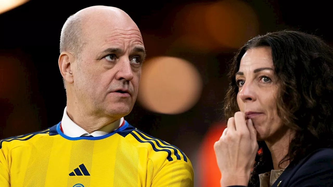 På onsdag ger Fredrik Reinfeldt fotbollen en dödskyss