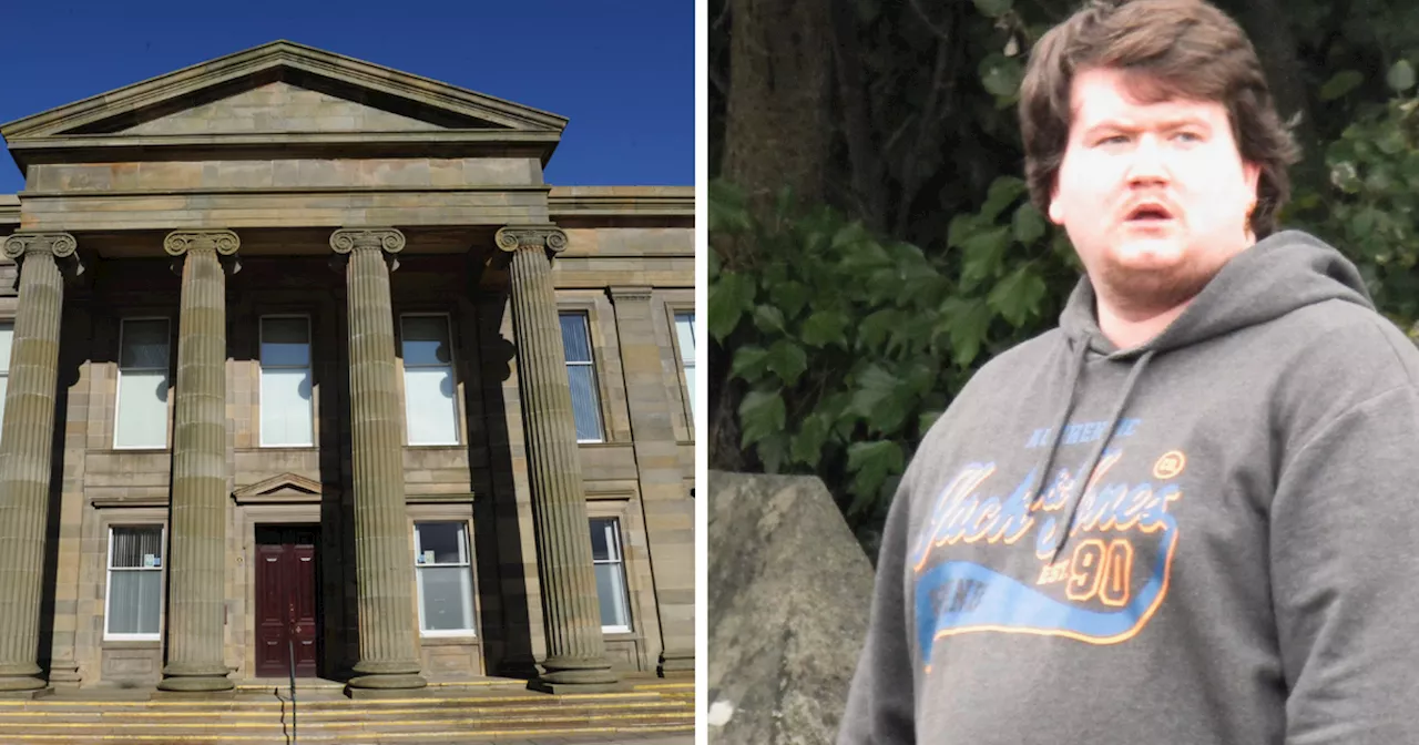 Scots creep who sent 15,000 texts to schoolgirl before sexual encounter jailed