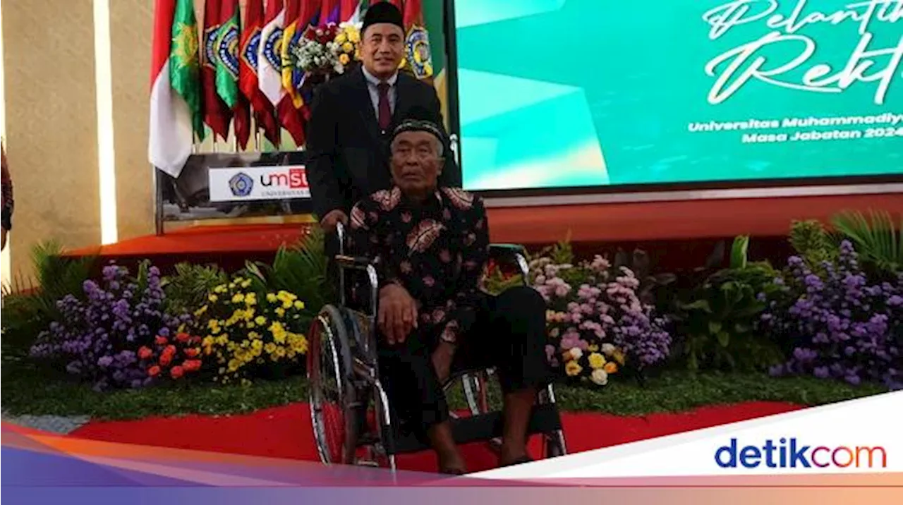 Pernah Jadi Tukang Cukur-Kerja di Pabrik, Kini Mundakir Sukses Jadi Rektor