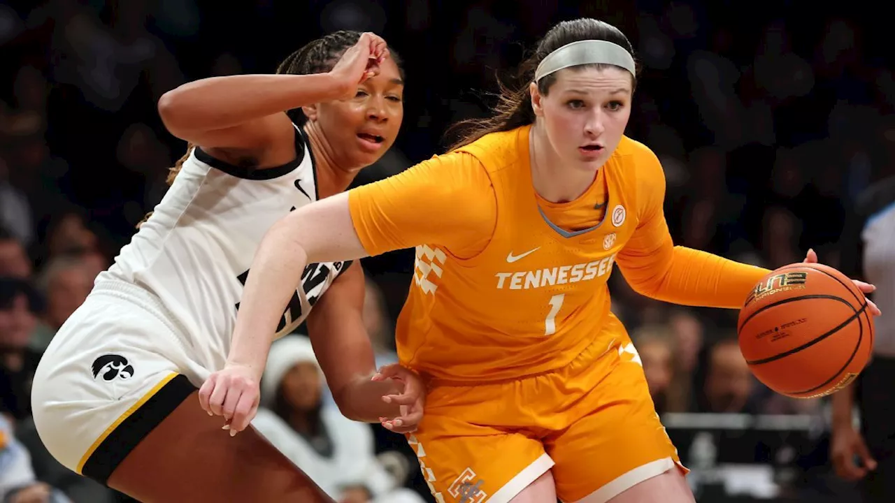 Tennessee back in AP Top 25 women's poll; UCLA, UConn at top