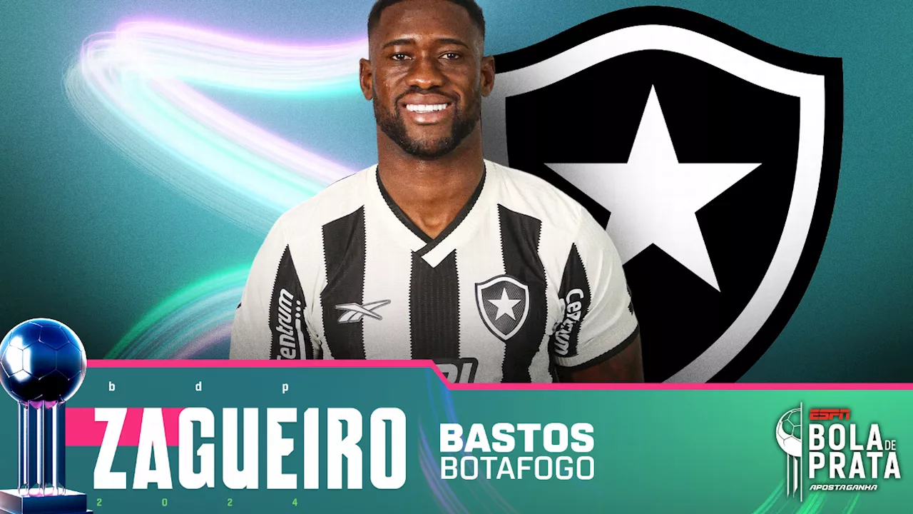 Bastos faz história no Botafogo e vira 1ª africano a levar Bola de Prata