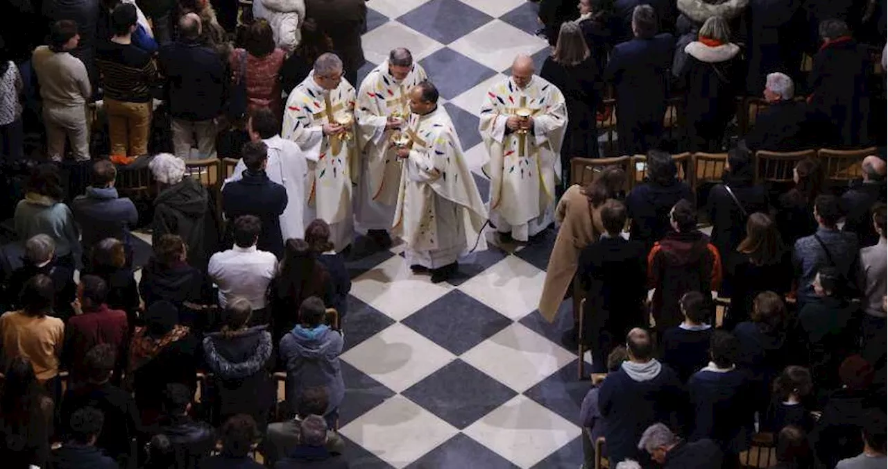 Notre Dame reopens after 2019 fire with its first Mass