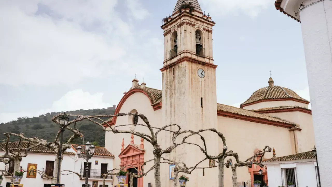 Se buscan vecinos en este pequeño pueblo de Andalucía: hay trabajo y casas por 300 euros