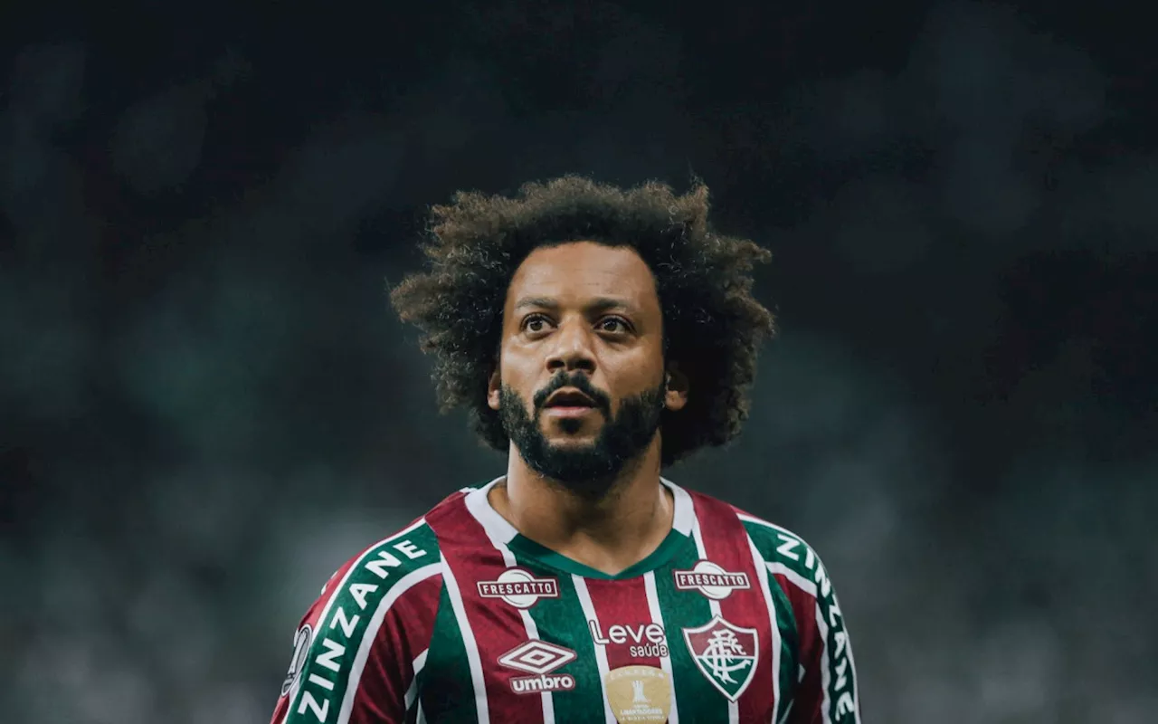 Ex-Fluminense, Marcelo celebra permanência do time na primeira divisão