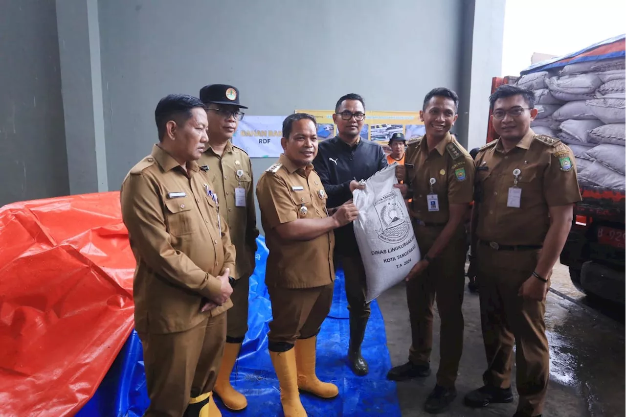 Luncurkan Program Sedekah Kompos, Pemkot Berharap Masyarakat Tangerang Terpacu Memilah Sampah Rumah