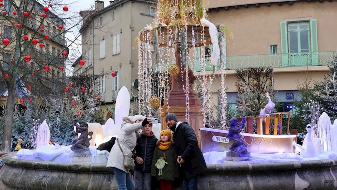 Sur le marché de Noël de Castres, la magie opère malgré le mauvais temps