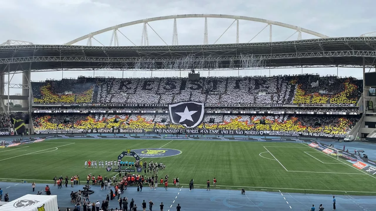 Qual time de Belchior, cantor de tema do Botafogo no Brasileirão?