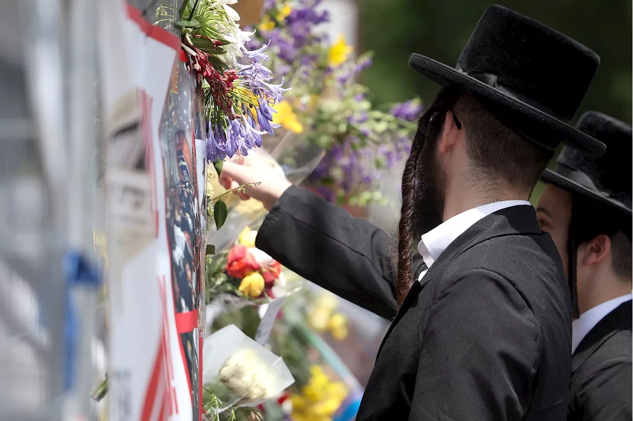 Trois suspects recherchés pour l'incendie 'terroriste' d'une synagogue en Australie