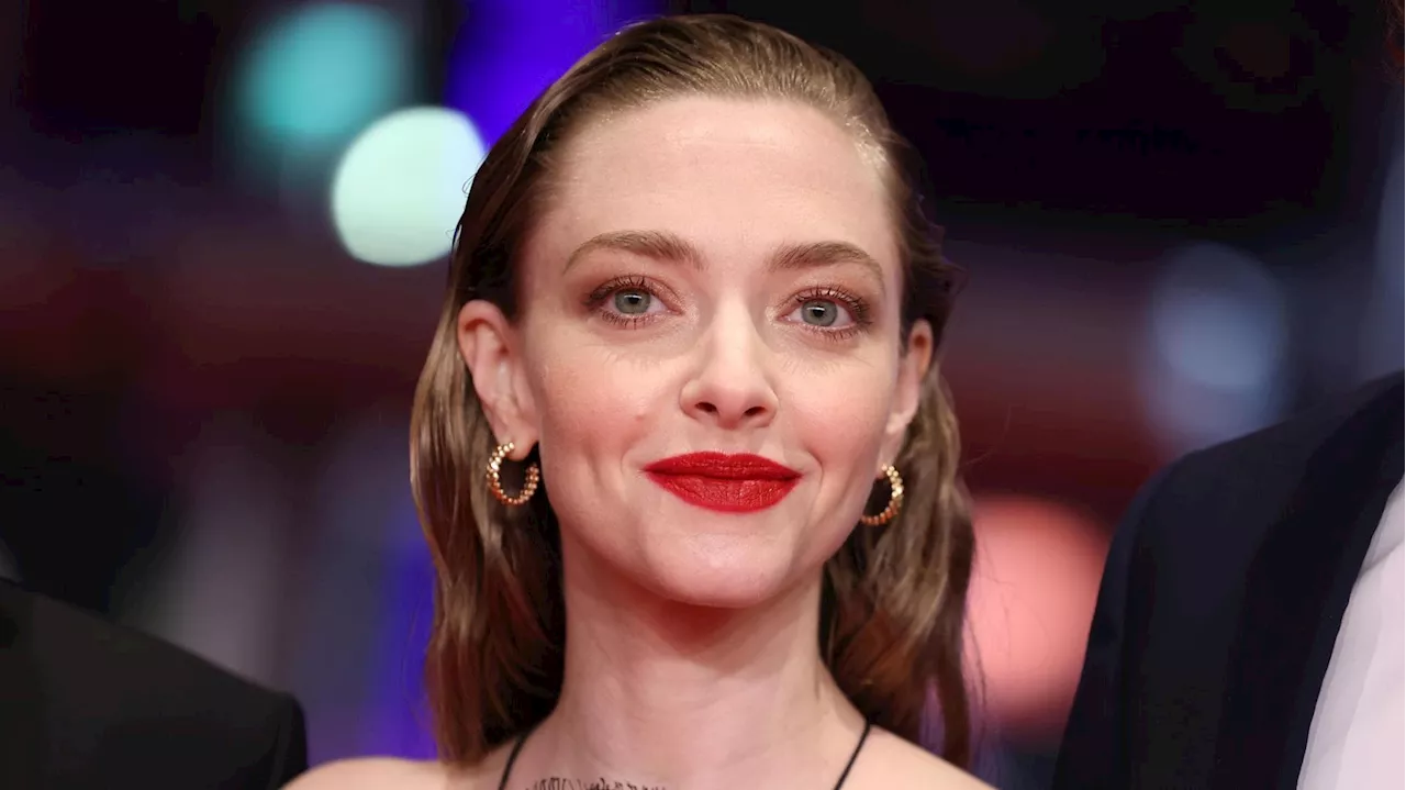 Amanda Seyfried: “Le tradizioni, i regali e le beauty routine del mio Natale in fattoria”