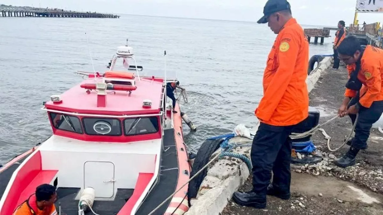 Tim SAR Gabungan Lakukan Pencarian Korban Hilang Tenggelanya KM Fajar Lorena