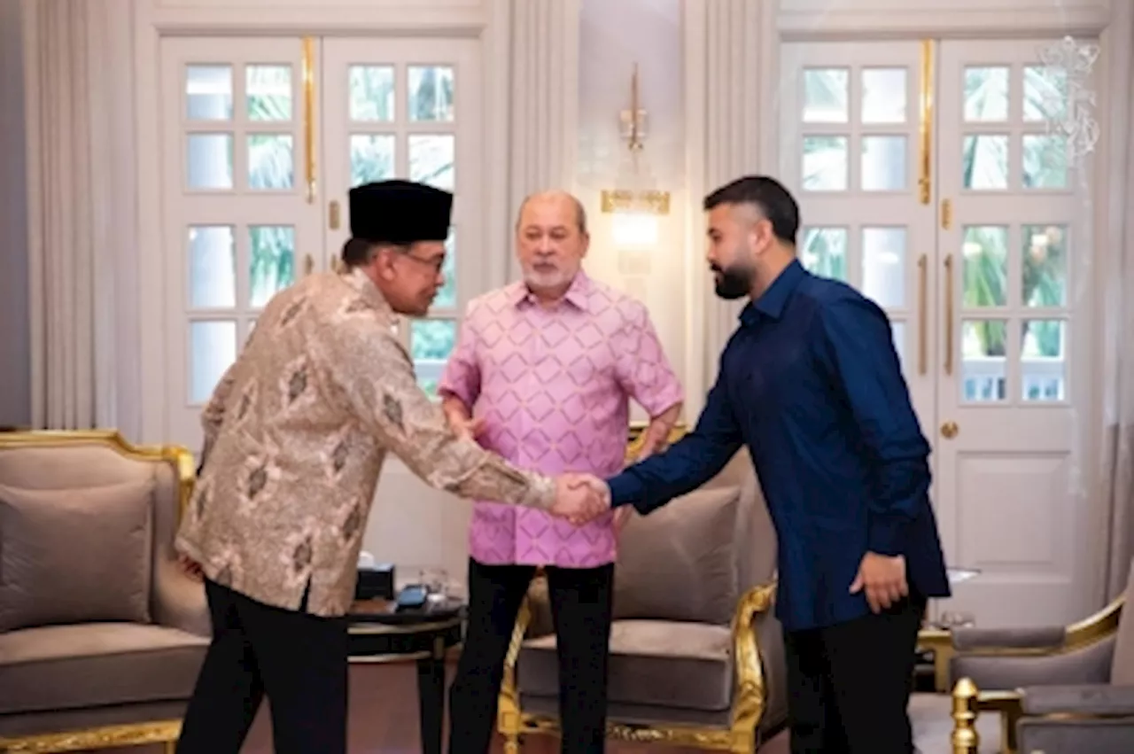 King, Johor Regent grant audience to Anwar, take PM out for ‘asam pedas’