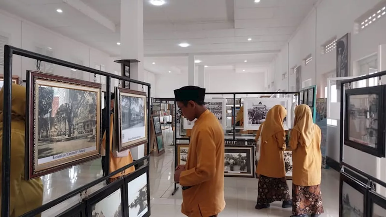 Balai Kota Lama di Kota Pqdang Resmi Jadi Museum dan Galeri Arsip