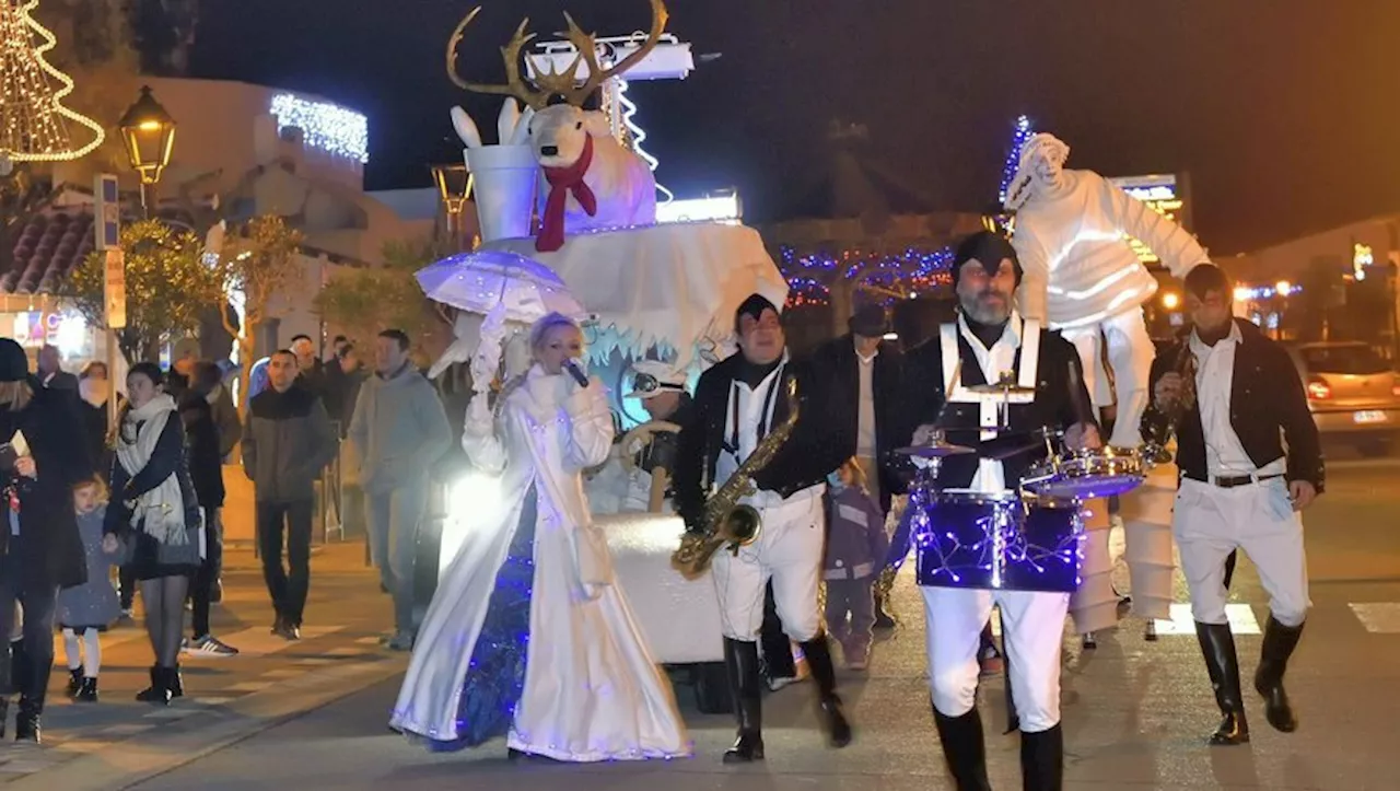 Les illuminations nocturnes ont donné le départ des Féeries de Noël 2024 à Saint-Affrique