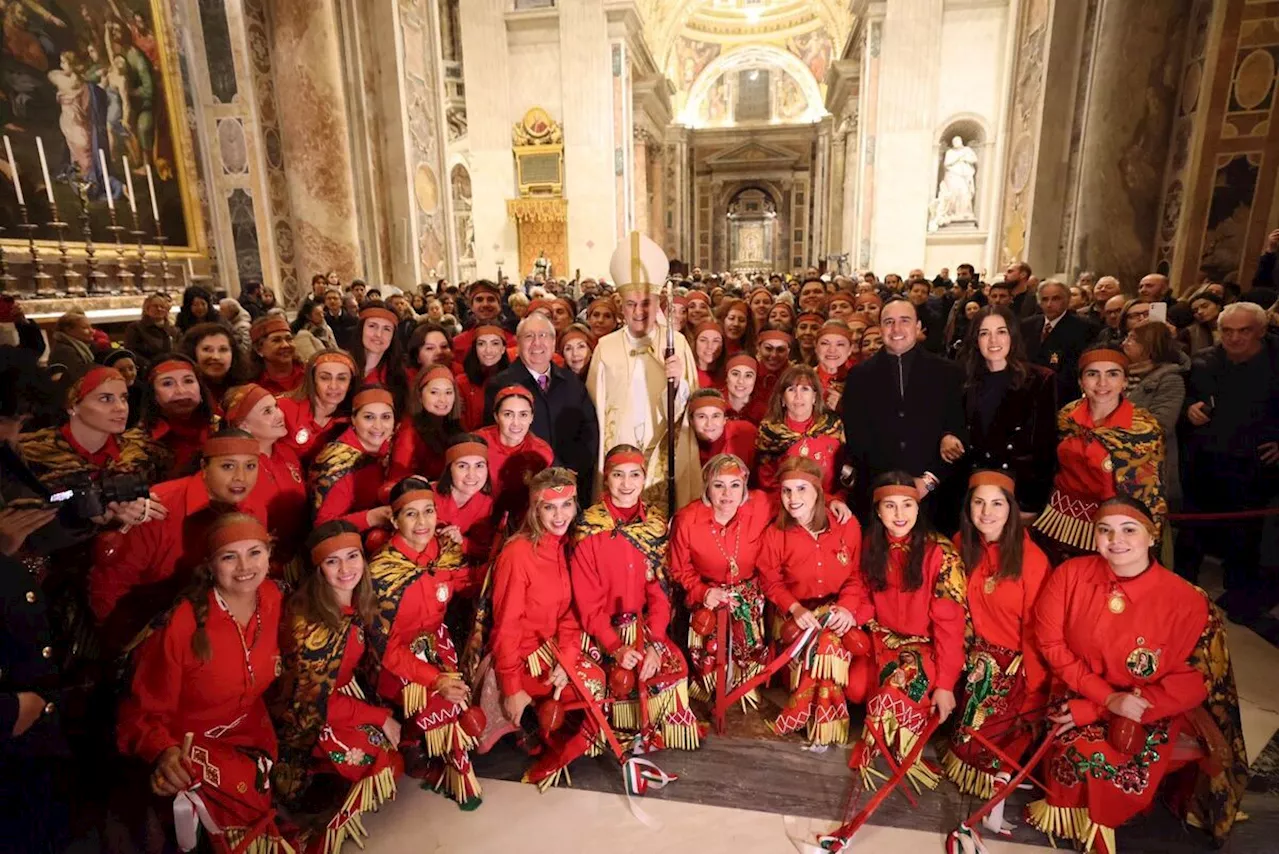 Coahuila comienza gira por Vaticano en la inauguración del Nacimiento en la Basílica de San Pedro