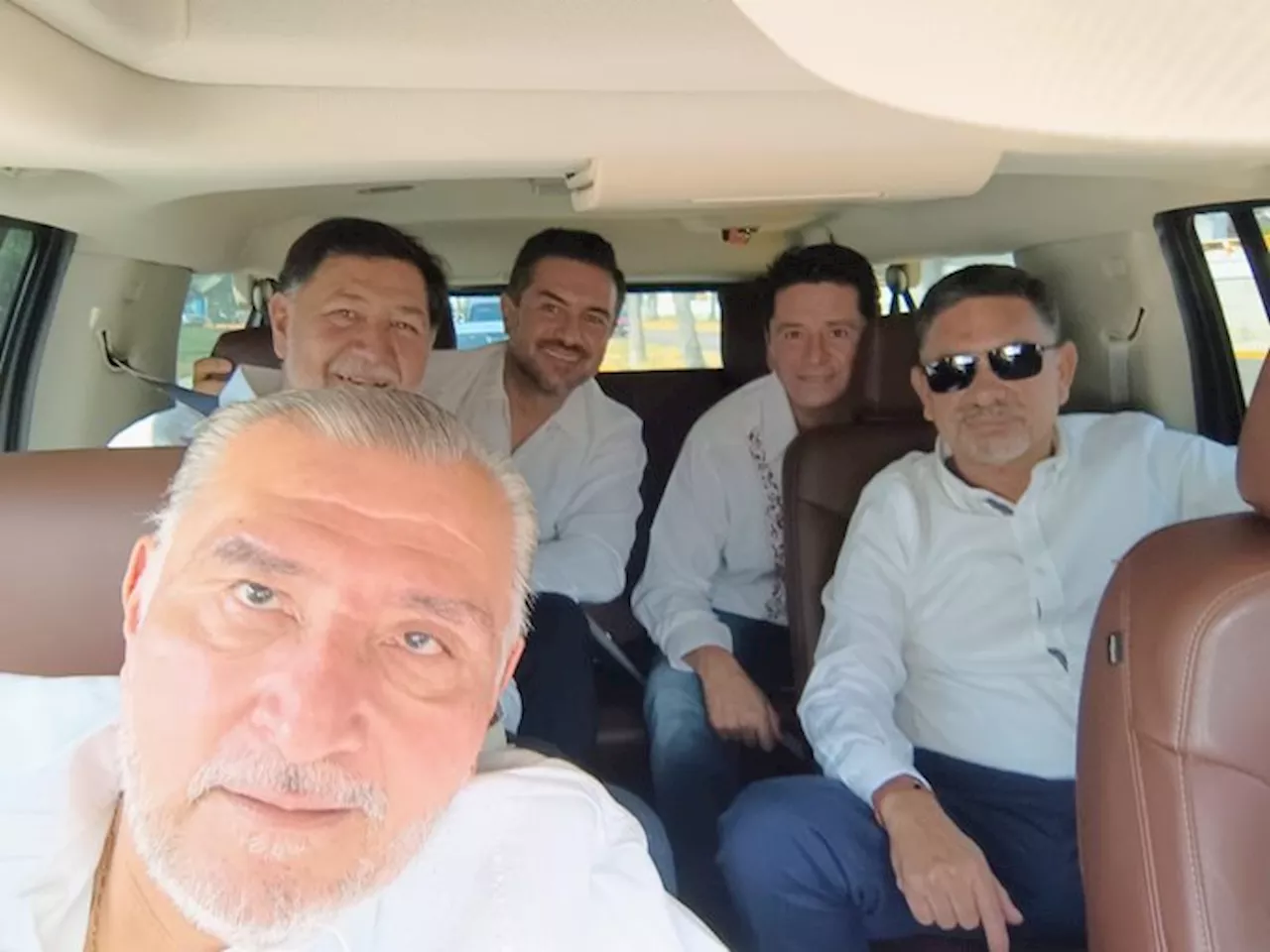 Noroña sube foto con Yunes y Adán Augusto tras pelea en Senado: 'No está sólo'