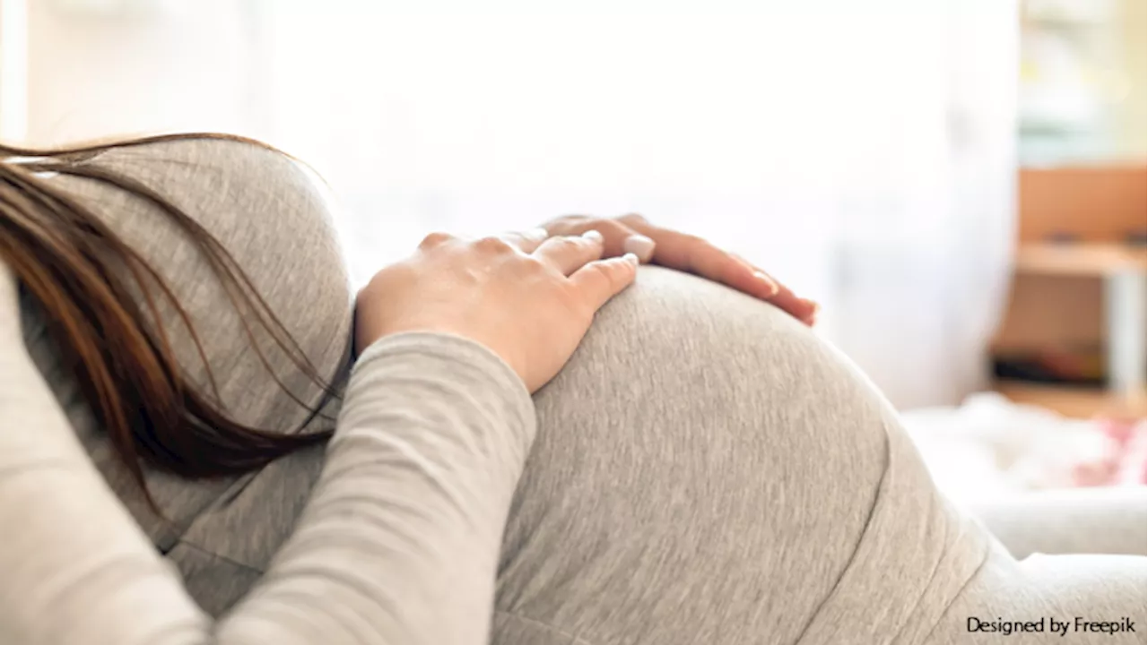 BI agents stop surrogate moms from leaving