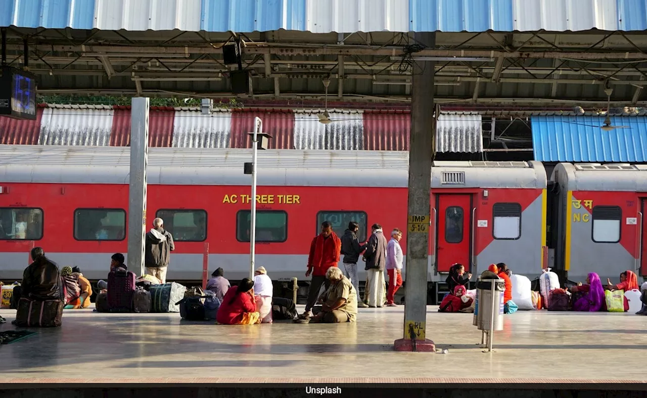 एक घंटे तक ठप रहने के बाद फिर ऑनलाइन हुई IRCTC वेबसाइट, ट्रेन टिकट बुक नहीं कर सके यूज़र