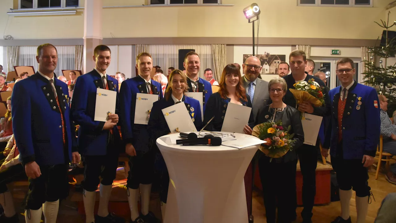 Ein „Bunt G'mischter“ Abend im Randegger Schliefauhof