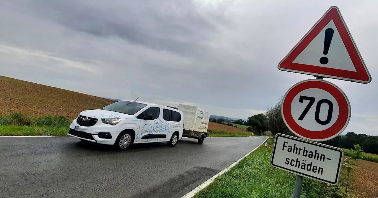 Schlaglöcher und Asphaltschäden: Buckelpiste bei Nieheim wird endlich saniert